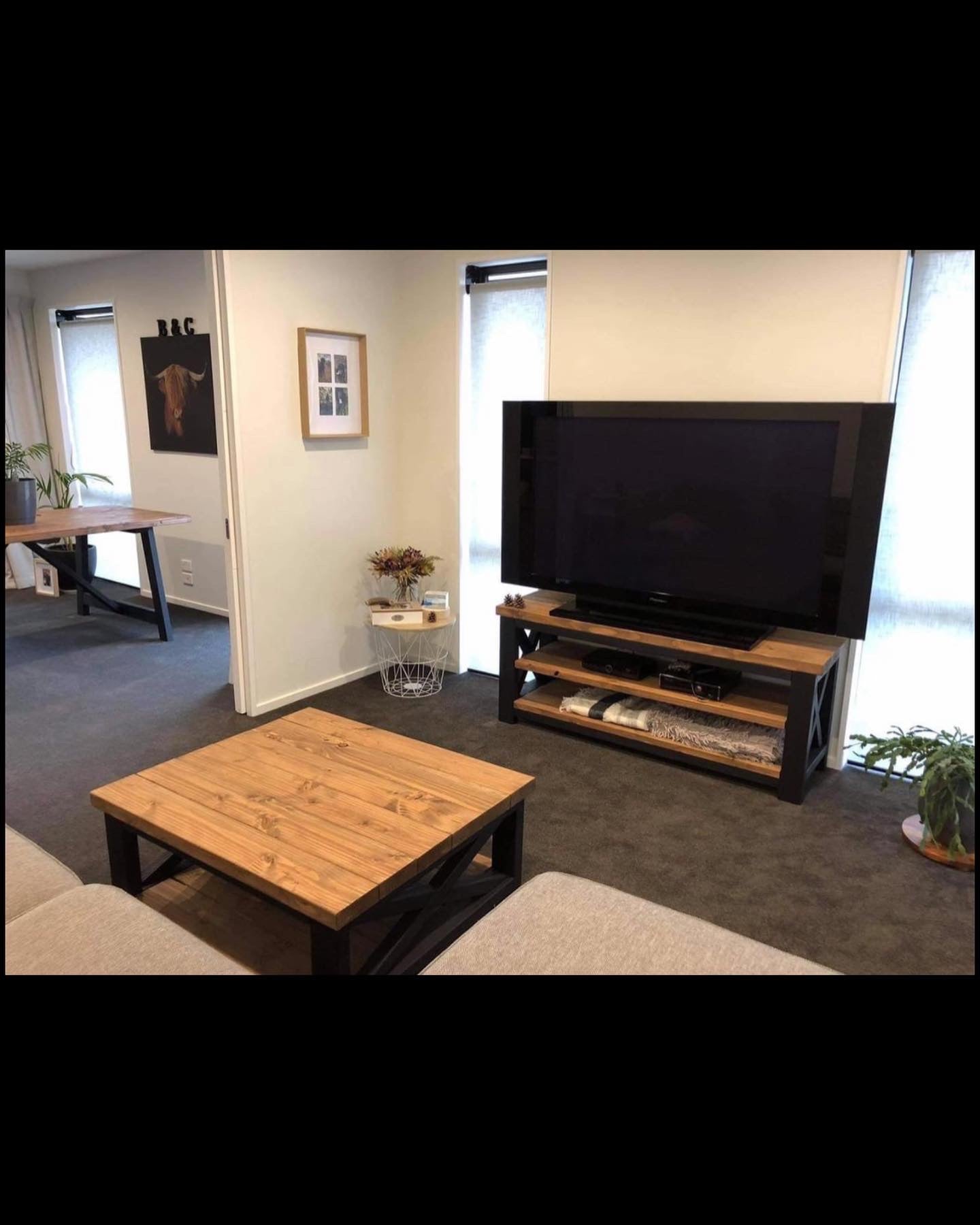 Coffee Table with Shelf