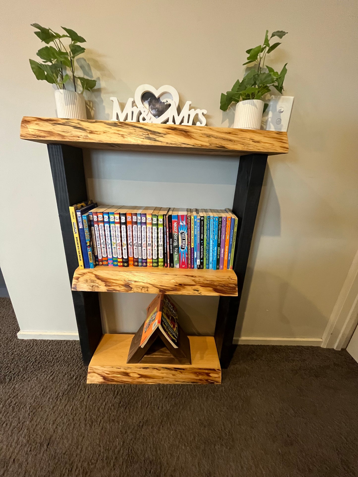 Plant Stand / Bookcase