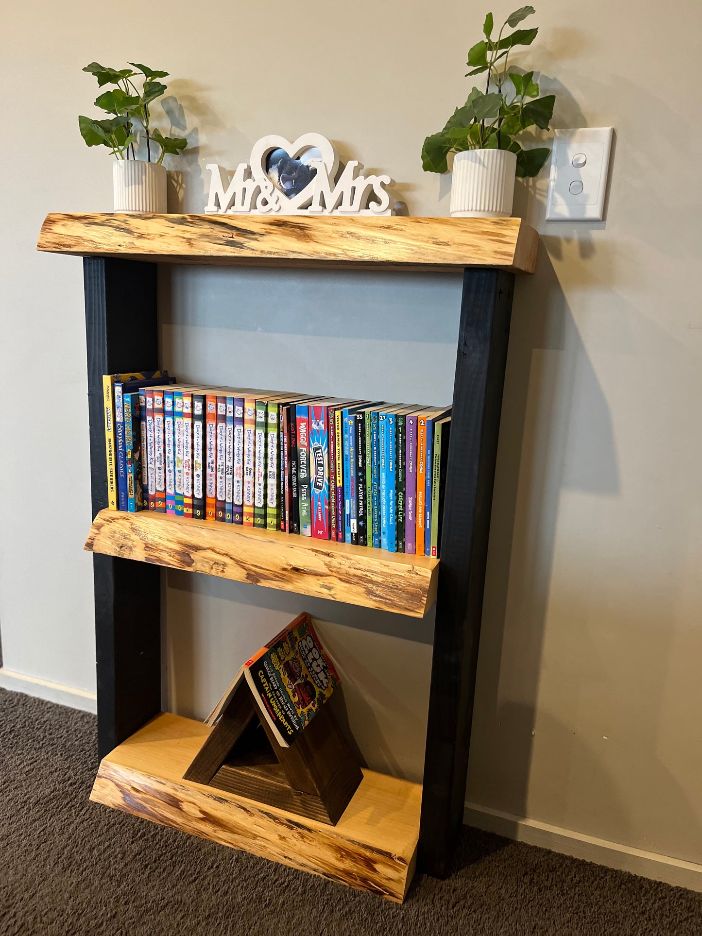 Plant Stand / Bookcase